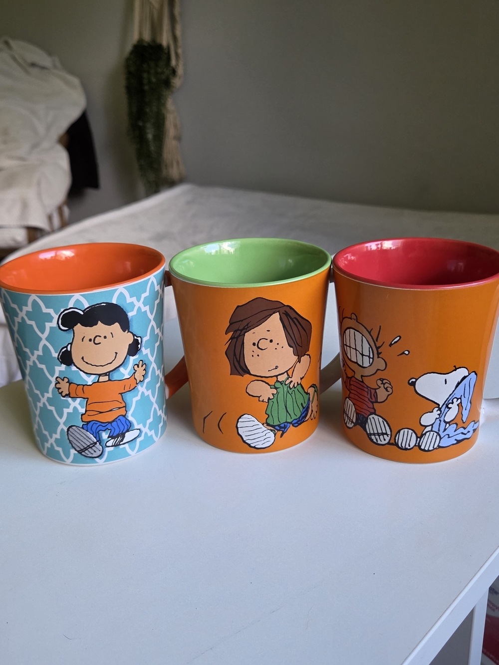 Pristine Set of 3 Gibson Overseas Peanuts Character Mugs - Dual Sided Quotes